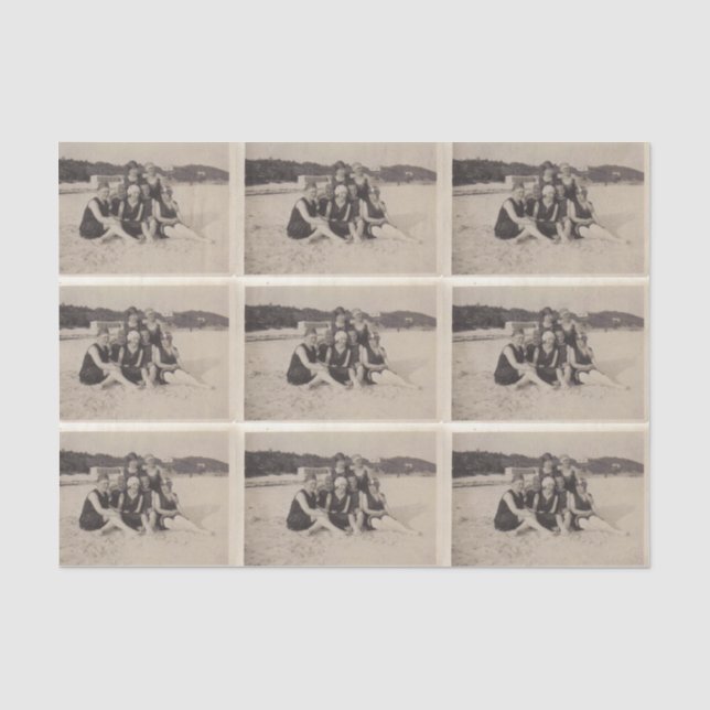 Beach Group 1920 Vintages Foto Seidenpapier (Vorderseite)