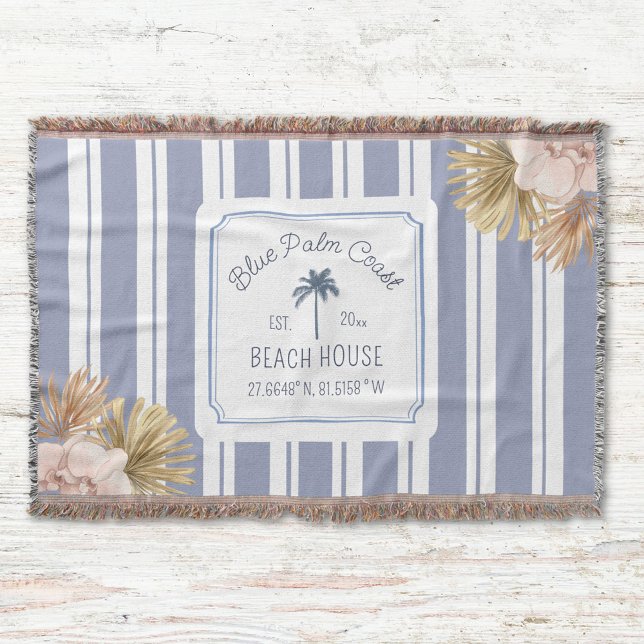 Beach House Blue Stripes Coastal Boho Bauernhof Decke (Close up)