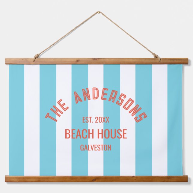 Beach House Familienname Blue Cabana Stripe Wandteppich Mit Holzrahmen (Vorne)