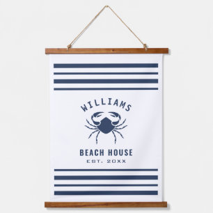 Beach House Familienname Crab Navy Blau und Weiß Wandteppich Mit Holzrahmen