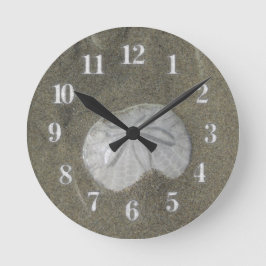 Beach House Seashore Sand Dollar Coastal Zuhause Runde Wanduhr