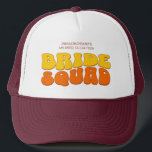 Beach Junggeselinnen-Abschied Bride Squad Bridesma Truckerkappe<br><div class="desc">Lassen Sie sich mit diesem atemberaubenden Retro-Junggeselinnen-Abschied personalisierte Produkte von Ihrem bevorstehenden Junggeselinnen-Abschied verzaubern. Ob Sie einen Ausflug am Strand, einen Mädchenurlaub oder einen Urlaub mit den besten Freunden feiern, diese maßgeschneiderte Junggeselinnen-Abschied-Merchandise ist die perfekte Ergänzung zu Ihrem unvergesslichen Aufenthalt. Fügen Sie Ihrem Junggeselinnen-Abschied-Souvenir eine persönliche Touch mit benutzerdefinierten Textoptionen...</div>