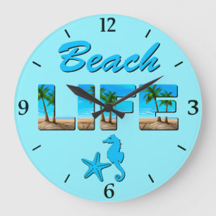 Beach Life Word Art mit Sand und Palmen Große Wanduhr