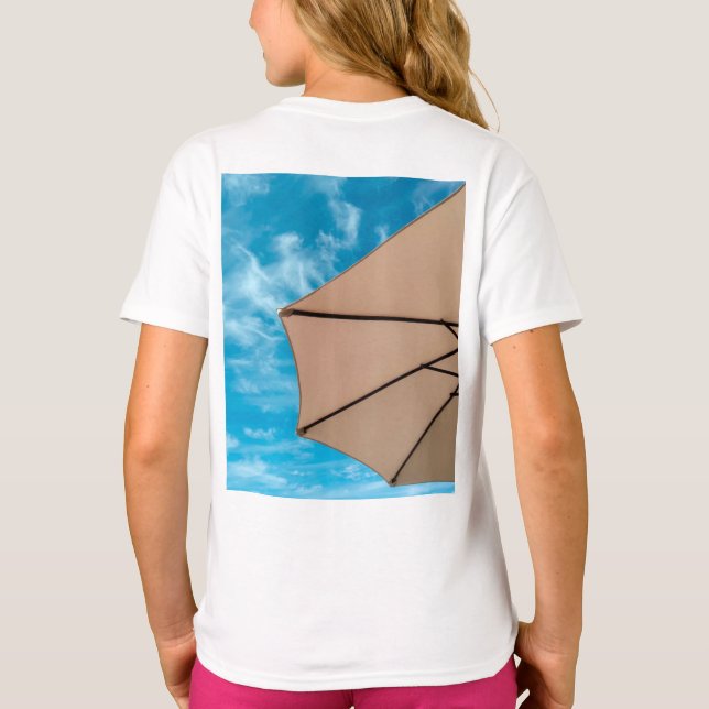 Beach Party Blues Sonne Ozean Schirm Pop Farbe T-Shirt (Rückseite)