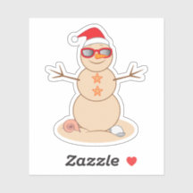 Beach Sand Snowman in Weihnachtsmannmütze