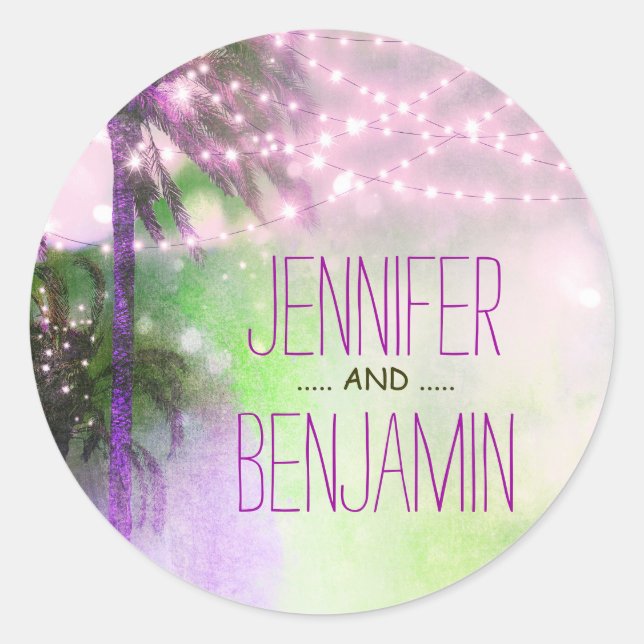 Beach Sunset Palm String Lights Lila Hochzeit Runder Aufkleber (Vorderseite)