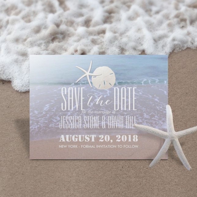 Beach Theme Starfish & Sand Dollar Save the Date Ankündigungspostkarte (Von Creator hochgeladen)