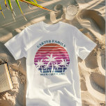 Beach Vacation Family Wiedersehen Custom Tropical Tri-Blend Shirt<br><div class="desc">Cool passende tropische Familienurlaub-T - Shirt für einen Papa oder einen Bruder auf einer Inselkreuzfahrt. Die Palmen vor einem hübsch rosa Sonnenuntergang am Strand sind wunderschön. Perfekte T-Shirts für Ihren Sommerurlaub am Meer.</div>