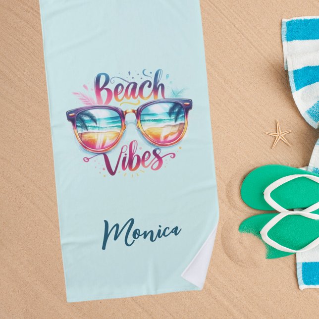 Beach vibes zitieren lustigen Namen Strandtuch (Von Creator hochgeladen)