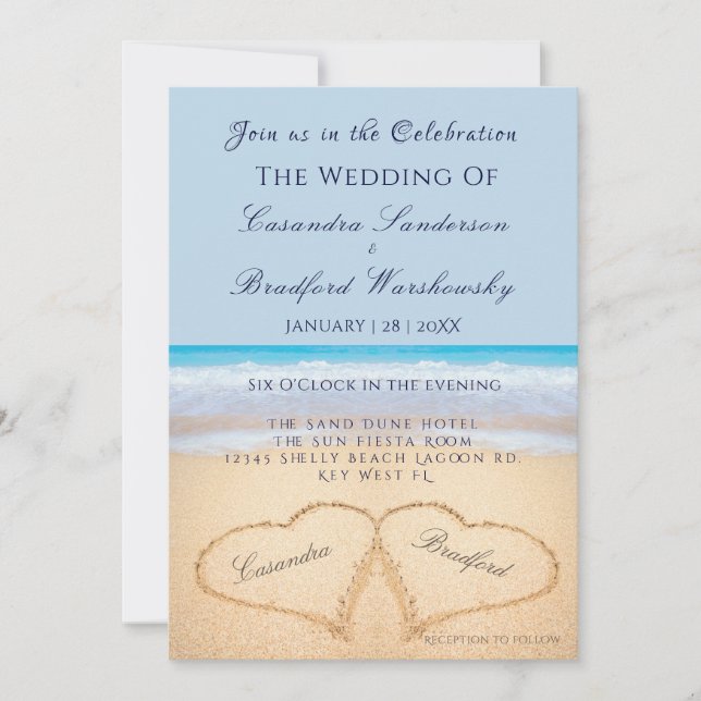 Beach Wedding 2 Herz Sand Wedding Dusty Blue Einladung (Vorderseite)