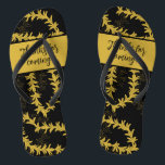 Beach Wedding Guest Danke Flip Flops<br><div class="desc">Hochzeit in schwarz und goldfarben Blume lei gemusterte Flipflops. Der Text auf jedem lautet "Danke für das Kommen!",  aber Sie können jeden Flipflop-Text individuell ändern,  um Ihre eigene Nachricht hinzuzufügen,  falls gewünscht. Sie sind ein lustiges Gästeschenk für Hochzeiten und Party auf der Insel Hawaii</div>