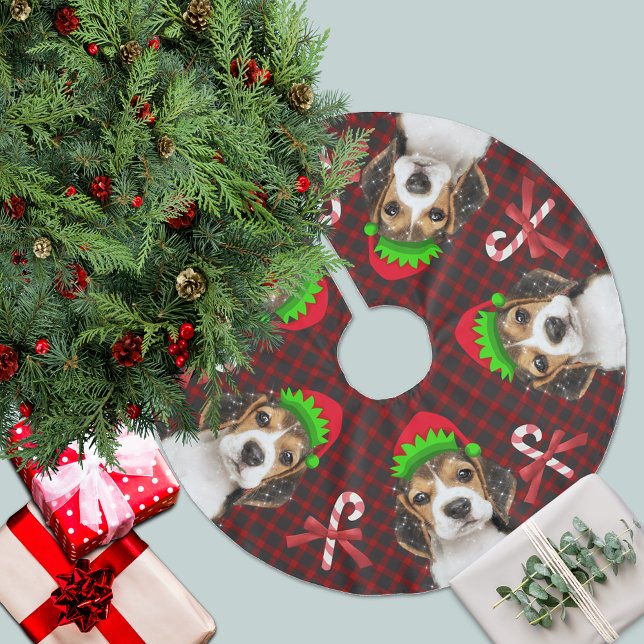 Beagle Dog Elves Candy Canes Buffalo Kariert Polyester Weihnachtsbaumdecke (Von Creator hochgeladen)