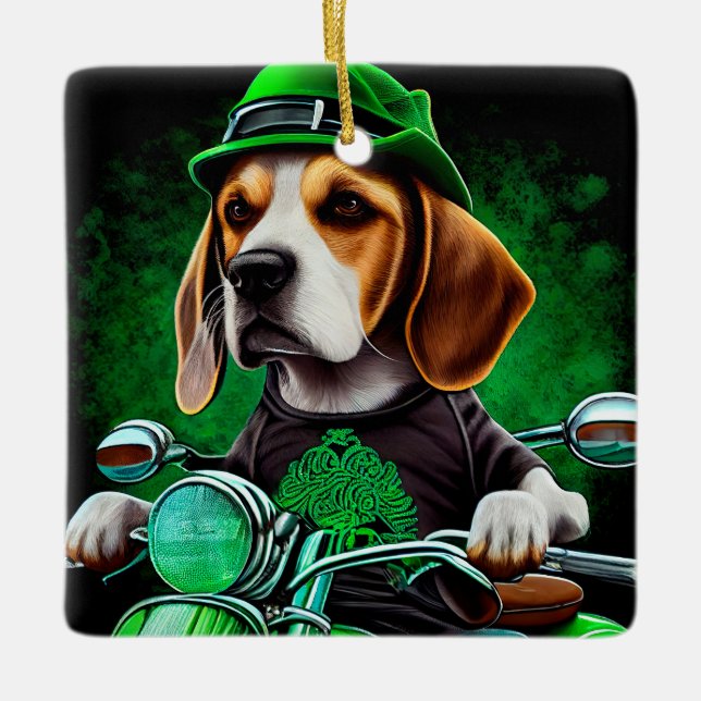 Beagle Hund Fahrrad St. Patrick's Day Keramikornament (Vorderseite)