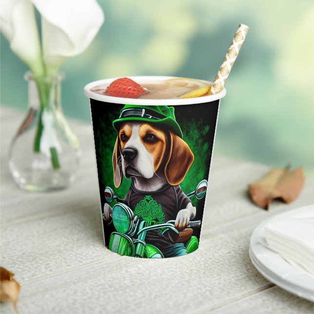 Beagle Hund Fahrrad St. Patrick's Day Pappbecher (In Situ)