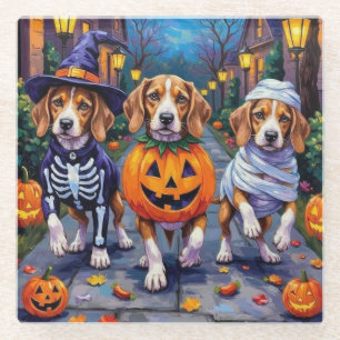 Beagle-Hunde beim Trick-or-Treat in Halloween-Kost Glasuntersetzer