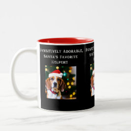 Beagle in Weihnachtsmannmütze auf Kaffee-Tasse Zweifarbige Tasse