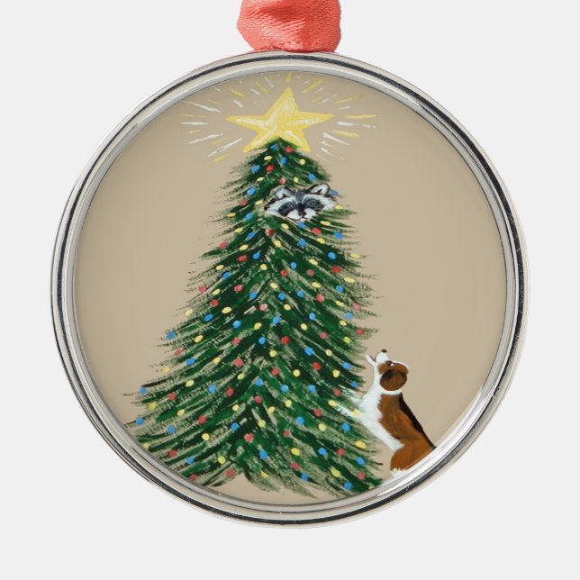 Beagle mit Raccoon im Weihnachtsbaum Ornament Aus Metall (Vorne)