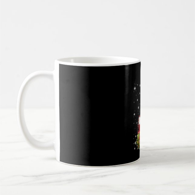 Beagle Reindeer präsentiert Weihnachtsgeschenk Kaffeetasse (Links)