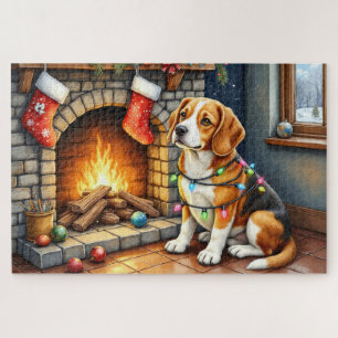 Beagle sitzt neben dem Kamin mit Weihnachtslichter Puzzle