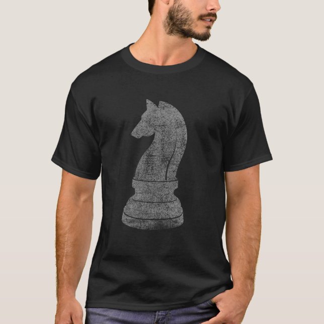 Beängstigender Vintager Ritterschach T-Shirt (Vorderseite)
