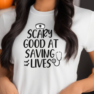 Beängstigendes Gut beim Rett von Halloween-Kranken Tri-Blend Shirt
