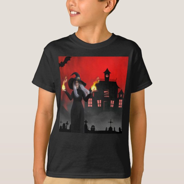 Beängstigendes Halloween. T-Shirt (Vorderseite)