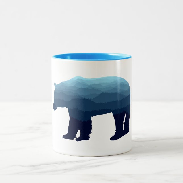 Bear Blue Forest Mountains Zweifarbige Tasse (Mittel)