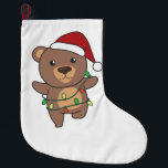 Bear Christmas Winter Animals Bears Großer Weihnachtsstrumpf<br><div class="desc">Der Bär zu Weihnachten mit Feenlicht. Hübsche Tiere mit Geschenken und Schnee für den Urlaub. Ein süßes Weihnachtsgrüßen. Bären sind niedliche Tiere und perfekt zu Weihnachten.</div>