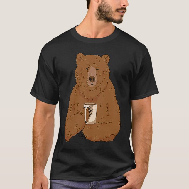 Bear Drinking Coffee Grumpy Bear Drink Coffee Funn T-Shirt (Vorderseite)