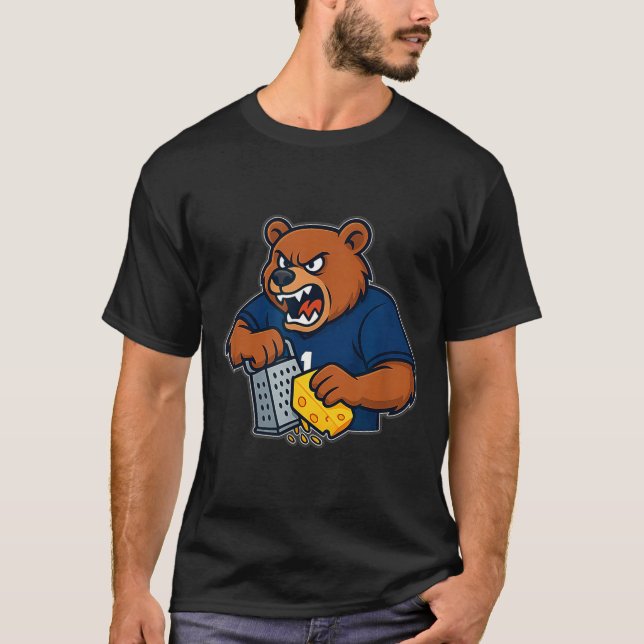Bear Grating Cheese Funny  T-Shirt (Vorderseite)