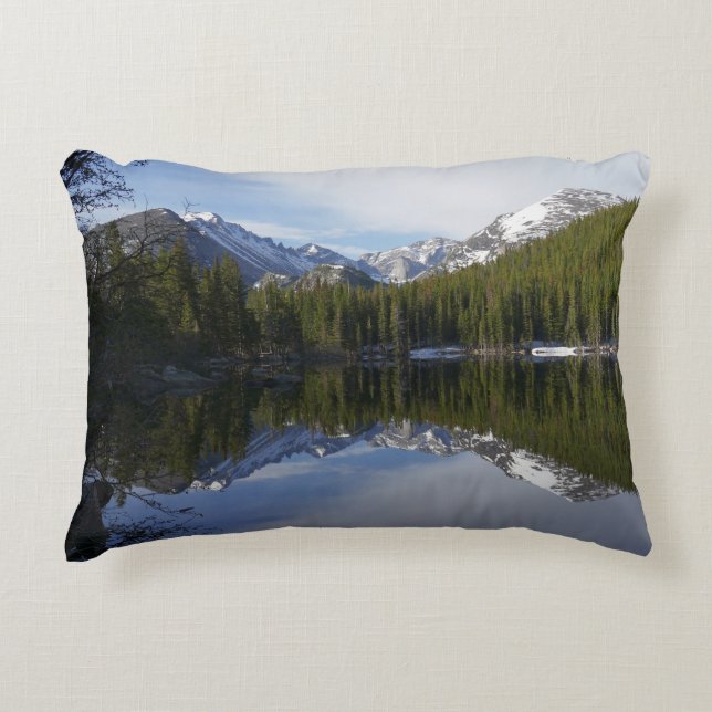 Bear Lake Spiegelung II Dekokissen (Vorderseite)