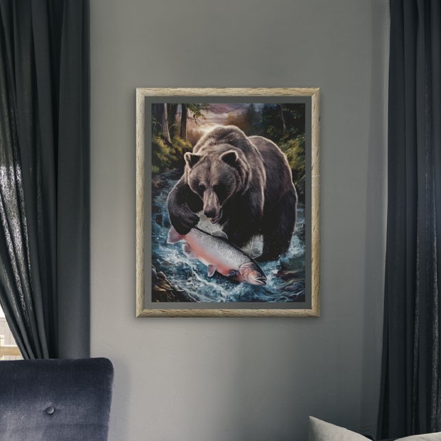 Bear mit einem schimmernden Fisch Poster (Von Creator hochgeladen)