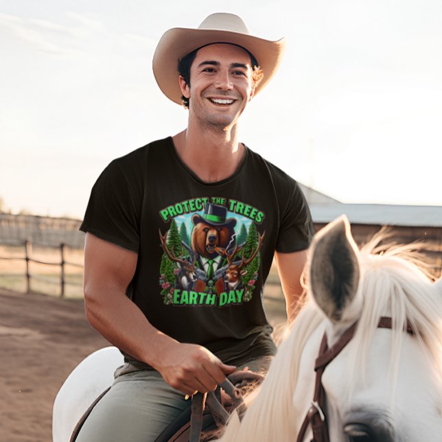 Bear mit Waffe T-Shirt (Von Creator hochgeladen)