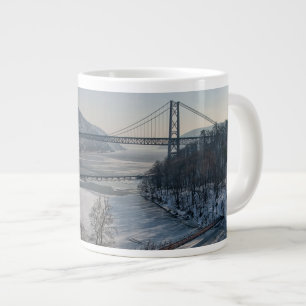 Bear Mountain-Brücke Jumbo-Tasse