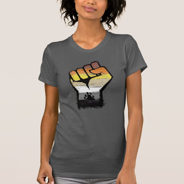 Bear Pride Paw Fist T-Shirt (Vorderseite)
