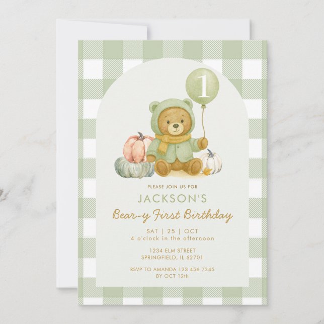 Bear Pumpkin Sage Green Beary Erster Geburtstag Einladung (Vorderseite)