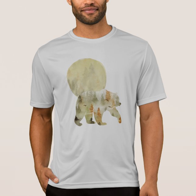 Bear Walking in Woods Moon Painted Forest Wildlife T-Shirt (Vorderseite)