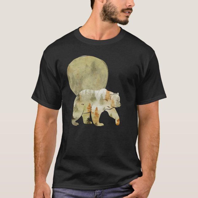 Bear Walking in Woods Moon Painted Forest Wildlife T-Shirt (Vorderseite)