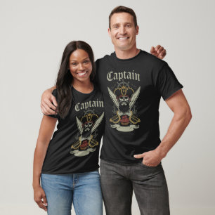 Bearate Pirate Captain Skull mit Schwertern T-Shirt