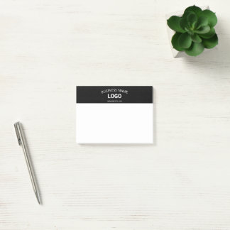Bearbeitbarer Firmenname, Website und hochgeladene Post-it Klebezettel