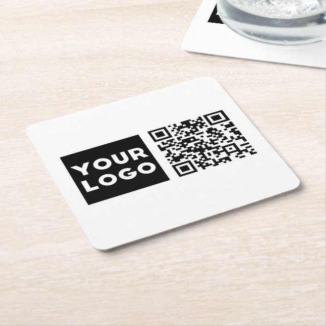Bearbeitbarer QR-Code & Ihr Firmenlogo oder Bild Rechteckiger Pappuntersetzer (angewinkelt)