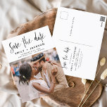 Bearbeiten Save the Date Handgeschriebenes Foto Postkarte<br><div class="desc">Modernes und elegantes handgeschriebenes Script-Foto Save the Date Wedding Card. Die Save the Date einladende Einladungskarte beinhaltet eine schicke und stilvolle Typografie mit einem einfachen und minimalistischen Design auf weißem Hintergrund,  mit dem Sie Ihre individuelle Verlobung-Fotografie hinzufügen können.</div>