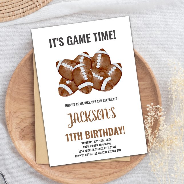 Bearbeiten von Boys Sports Party Card mit Game Day Einladung (Football Balls Football Birthday Invitations)