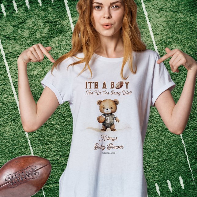 Bearly Wait American Football Baby Dusche T-Shirt (Teddy Bear Boy "We Can Bearly Wait!" American Football Baby Shower T-Shirt for Mom to Be and Guests)