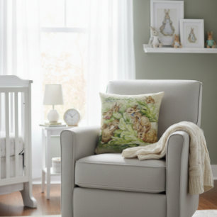 Beatrix Potter Bunny Throw Kissen