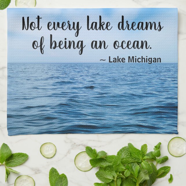 Beautiful Blue Lake Michigan With Cirrus Clouds Geschirrtuch (Gefaltet)