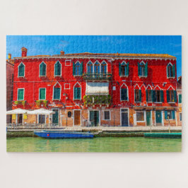 Beautiful facade of a palace in Venice Puzzle