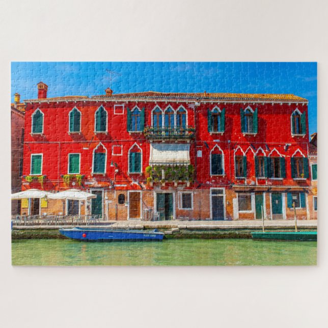 Beautiful facade of a palace in Venice Puzzle (Horizontal)