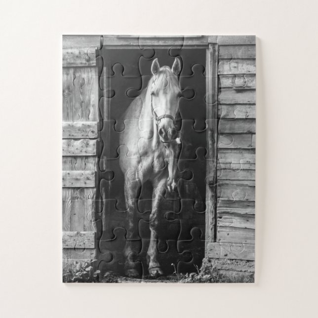 Beautiful Horses Rustic Barn B&W Oversized Puzzle (Vertikal)