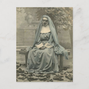 Beautiful Nun Postkarte